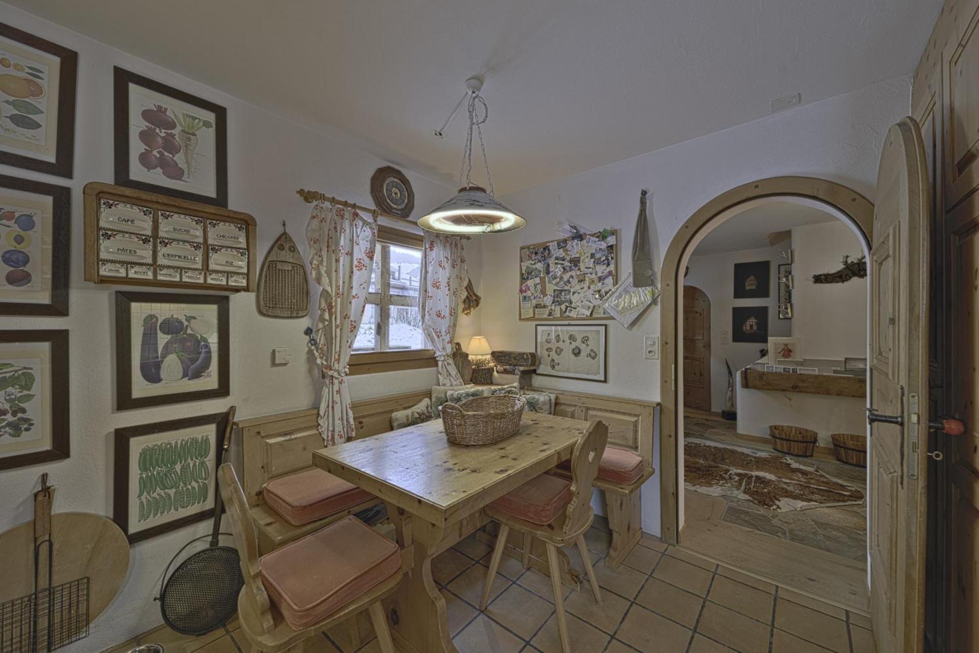 Chesa Brunzigna - Zuoz Apartment Exterior photo